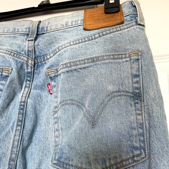 Levi's Light Wash Ribcage Flare Jeans 29 - Picture 7 of 7